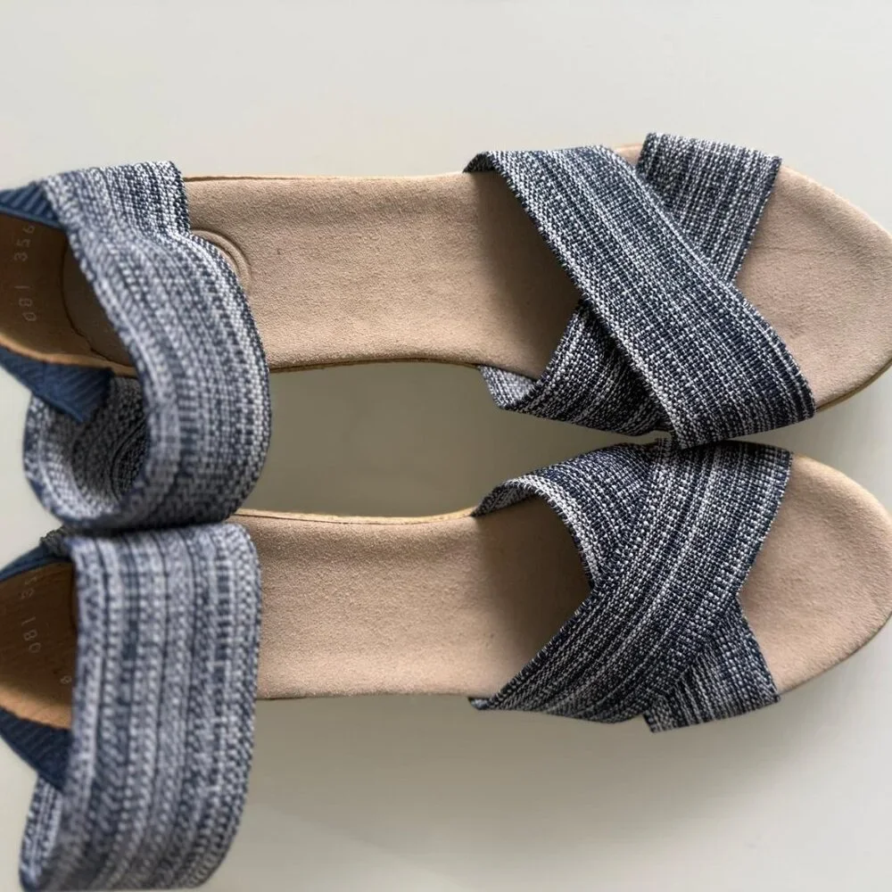 Charleston Shoe Co Denim Elastic Wedge Sandals Espadrille - Picture 1 of 3